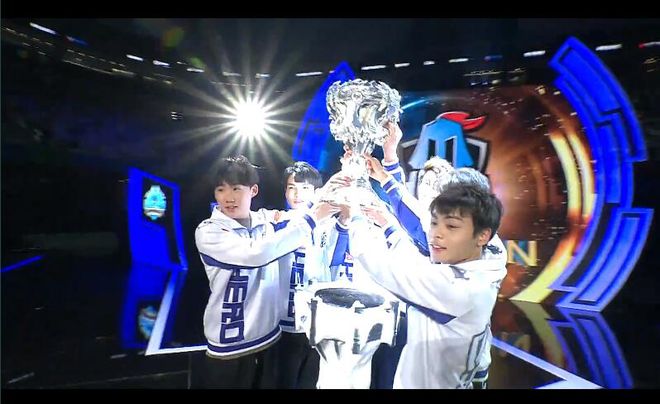 键时刻站出 键时刻站出