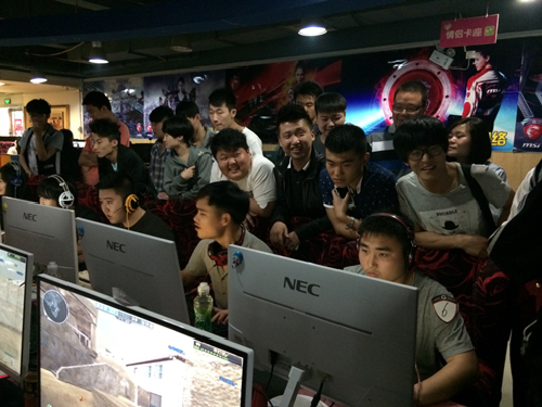 赛场上第一 赛场上第一